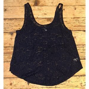 Kirra Women’s Size M Black Scoop Neck Sleeveless Blouse